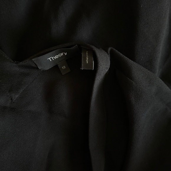 Theory Lyoral Elevate Crepe Jumpsuit Wrap V-neck Sleeveless - Picture 6 of 7